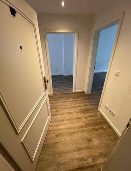 Hübsche 2-Zimmer-Wohnung mit Balkon - Leipzig