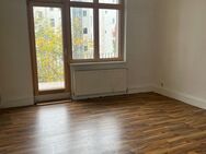 Bezugsfrei! Altbauwohnung in Kreuzberg mit 3 Zimmern und Balkon! - Berlin