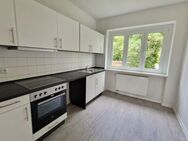 Jetzt mit neuer Einbauküche, frisch renovierte drei Zimmer Wohnung im Stadtteil Cracau! - Magdeburg