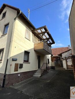 Einfamilienwohnhaus mit Nebengebäuden und Scheune im Ortskern von 97702 Seubrigshausen! - Münnerstadt