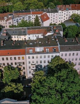 Bezugsfreie 3-Zimmer-Altbauwohnung in attraktiver Kiezlage - Berlin