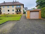 4 Zimmer Wohnung mit Einbauküche, Bad und WC getrennt, Erdgeschoss, Balkon Südseite, Einzelgarage und großen Gartenanteil. - Sulzbach-Rosenberg