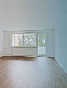 TAGESLICHT GARANTIERT: Helle 4-Zi.-Whg. mit Balkon, Tageslichtbad und moderner Küche - Peine