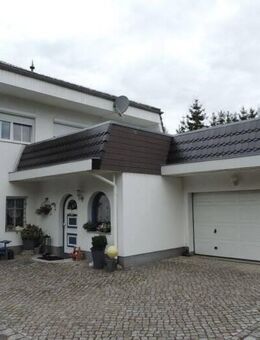 " Exklusives " Einfamilienhaus in Neuhausen zu verkaufen ! - Neuhausen (Spree)