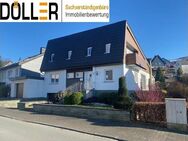 Charmantes Zweifamilienhaus in Olsberg mit Innenpool & Wintergarten - Olsberg