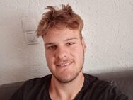 Suche eine junge Frau 25-30 für Fuß und sohlen fettismus - Maikammer