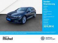 VW Passat Variant, 2.0 TSI Elegance R-Line IQ-Light TravelAssist, Jahr 2023 - Gießen