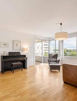 Wohnen am Hirschgarten: Attraktive 4-Zimmer-Wohnung mit sonniger Loggia - München