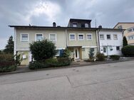 **Großzügiges Reihenmittelhaus mit viel Platz für die Familie in zentraler Lage** - Backnang
