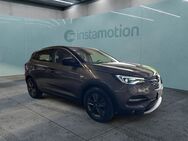 Opel Grandland X, 1.2 Turbo Opel 2020, Jahr 2020 - München