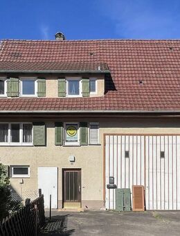 Handwerkertraum: Bauernhaus mit Gewölbekeller, Scheuer und Garten - Schönaich
