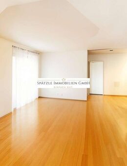 Sehr schöne helle 3 Zimmerwohnung, mit Balkon und große Garage. - Beilstein (Baden-Württemberg)