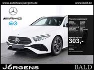 Mercedes A 180, AMG-Sport Night Winter Ambiente, Jahr 2023 - Schwerte (Hansestadt an der Ruhr)