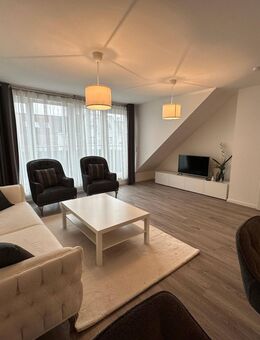 Vollmöblierte 2,5-Zimmer-Maisonettewohnung mit 2 Balkonen & ansehnlicher Ausstattung - Hamburg