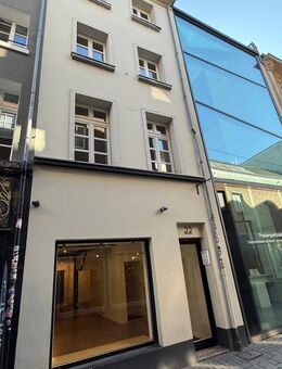 Charmantes Wohn- und Geschäftshaus im Herzen der Altstadt! - Düsseldorf