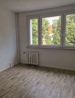 Nachmieter für 3 Zimmer gesucht! - Bernburg (Saale)