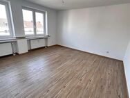 Zentrale 4,5 Zimmer Wohnung mit Aufzug - in Bahnhof Nähe !! - Duisburg