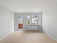 Erstbezug nach Sanierung! Große 2-Zimmer Wohnung mit Einbauküche in Lichterfelde! - Berlin