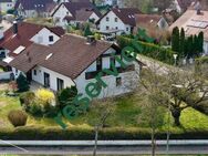 Geräumiges Wohnhaus mit Doppelgarage am Fuße des Arzbergs in herrlicher Ortsrandlage - Dietfurt (Altmühl)