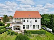 *Teilsaniertes 2-Familienhaus in grüner Bestlage am Elbhang* - Dresden