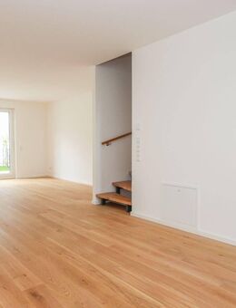 Exklusives Stadthaus mit 5 Zimmern und Garten - München