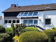 Erdwärmepumpe und PV-Anlage! Modernisiertes Einfamilienhaus mit Einliegerwohnung in Recklinghausen - Recklinghausen