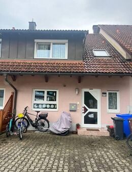 Schönes Reihenhaus mit viel Platz in guter Lage von Bad Säckingen - ab 01.08.2025 - Bad Säckingen