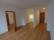 Modernisierte 1,5 Zimmer Wohnung mit neuer Einbauküche und großem Balkon (provisionsfrei) - Erkrath (Fundort des Neanderthalers)