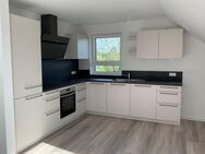 NEUBAU | moderne, sofort beziehbare 3 Zimmer DG Wohnung mit Balkon und schicker Einbauküche - Crailsheim