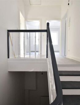 Haus-im-Haus! Renovierte 3-Z-Maisonette-Whg in NE-Hoisten - Neuss