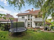 Seltene Gelegenheit - Zweifamilienhaus auf großem Grundstück im Rosendorf - Bad Nauheim