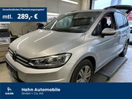 VW Touran, 2.0 TDI Comfortline, Jahr 2021 - Böblingen