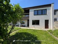 Schönes Einfamilienhaus mit Einliegerwohnung und Doppelgarage in Aussichtslage | Haardt - Schweinfurt