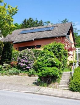Großzügiges Haus mit Einliegerwohnung für Wohnen, Gewerbe oder Vermietung - Herdecke
