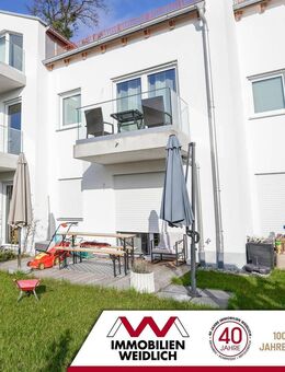 Neuwertige Erdgeschosswohung mit Garten und Terrassen! - Grafing (München)