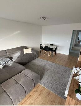 Schöne 3-Zimmer Wohnung mit Balkon in Röthenbach a.d. Pegnitz - Röthenbach (Pegnitz)