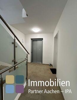 IPA - Zentral, neu und mit Aufzug 3 Zimmerwohnung mit Garten - Würselen