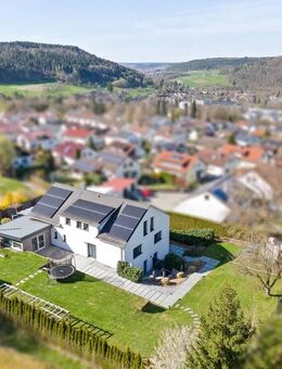 ++ Design trifft Aussicht - Familientraum in Halbhöhenlage ++ - Nagold