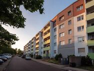 Barrierearm durch Aufzug - Halle (Saale)