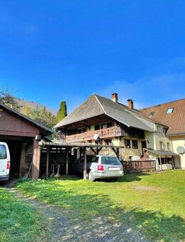 Großzügiges, charmantes Bauernhaus mit weitläufigem Grundstück in idyllischer Lage! - Todtnau