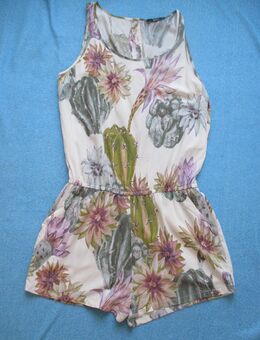 NEU * Blumen * Blüten * Kakteen * Kaktus * Flower- Power * Träger * Jumpsuit * Einteiler * Overall "ONLY" Gr. 36- 38/ S * bunt - Pastell * - Riedlingen