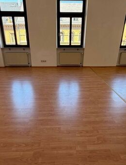 Moderner Bodenbelag - im 3. OG - in ruhiger Lage - Chemnitz