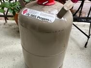 Graue Gasflasche, 11 kg, voll, für Grill, Womo, Wohnwagen - Hamburg