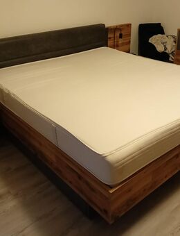 Komplette Schlafzimmer in Holzoptik und Anthrazit - Pforzheim