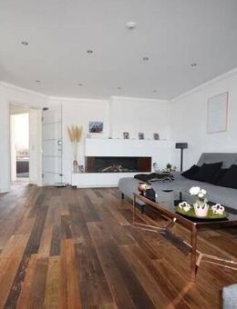 ZU VERKAUFEN: Hochwertig kernsanierte 4-Zimmer-Eigentumswohnung im Soester Westen mit 2 Balkonen + 2 Stellplätzen + Einbauküche und vielen Extras - Soest