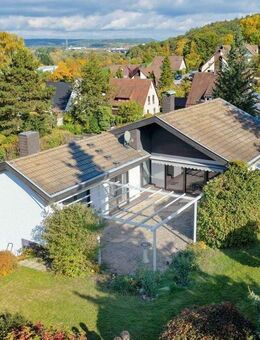 Großzügiges Architektenhaus mit tollem Fernblick in herrlich grüner Stadtrandlage, Coburg-Cortendorf - Coburg