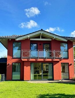 * RESERViERT * Lichterfüllte Stadtvilla mit traumhaftem Garten - Gingst