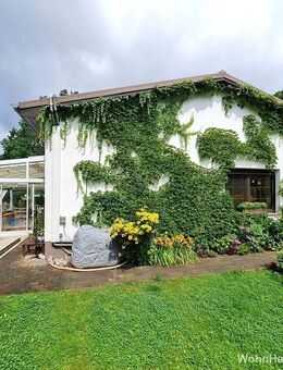 Großzügiger Bungalow mit Wintergarten & Pool im Gartenparadies - Beelitz