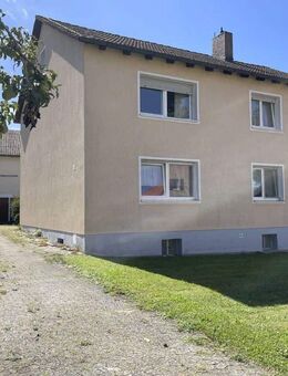 Ländliches Idyll mit viel Platz! Gepflegte Hofstelle mit großem Grundstück - Obernzenn