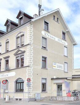 Großzügige, renovierungsbedürftige 5-ZKB-Wohnung in verkehrsgünstiger Lage - Bruchsal